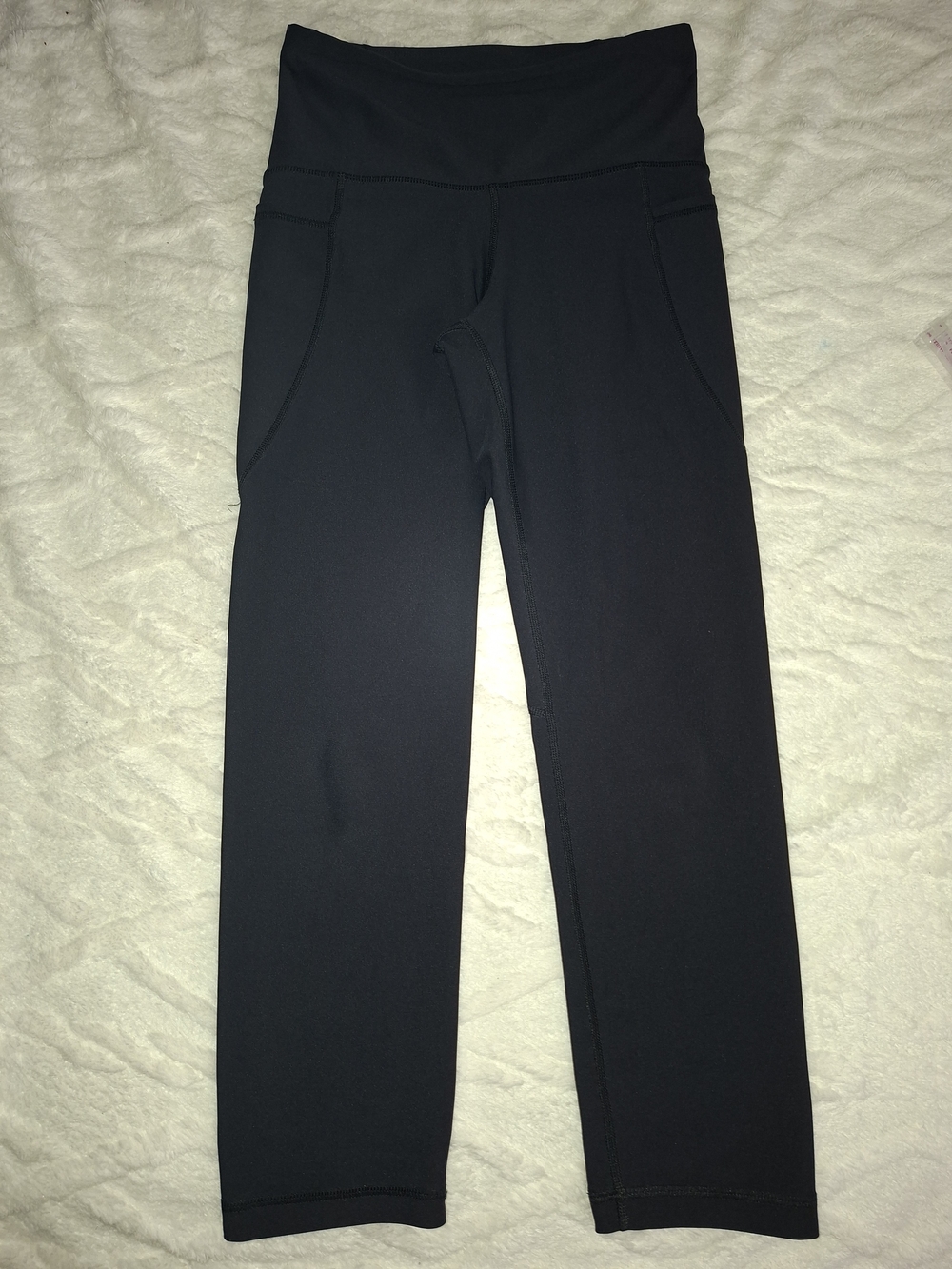 Old Navy Black High-Rise Capris with Side Pockets